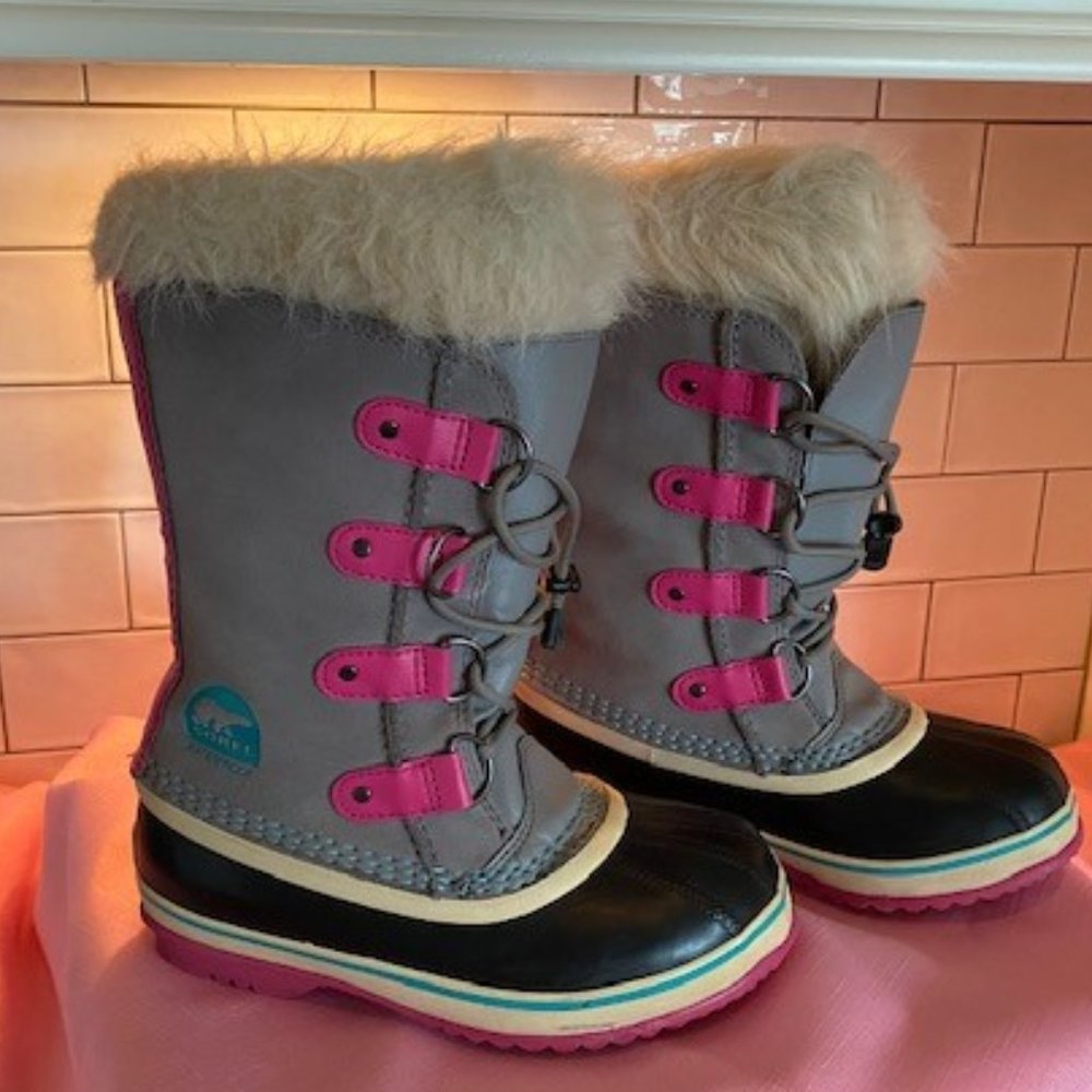 Girls Sorel Waterproof Boots Sz 3